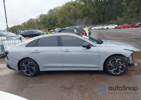 2025 Kia K5 Gt-Line z USA, uszkodzony, nr VIN KNAG64J7XS5284420